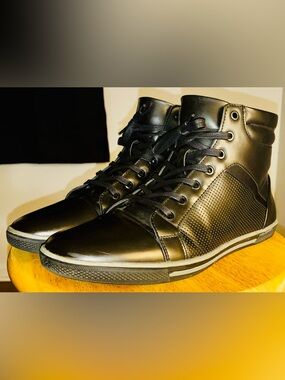 Kenneth Cole Men's Unlimited Crown Worthy Black High-Top Sneakers